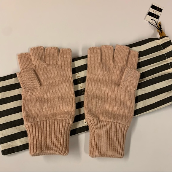 Lele Sadoughi Pearl Cluster Beanie & Fingerless Glove Bundle - Nectar - NWT - Picture 6 of 9